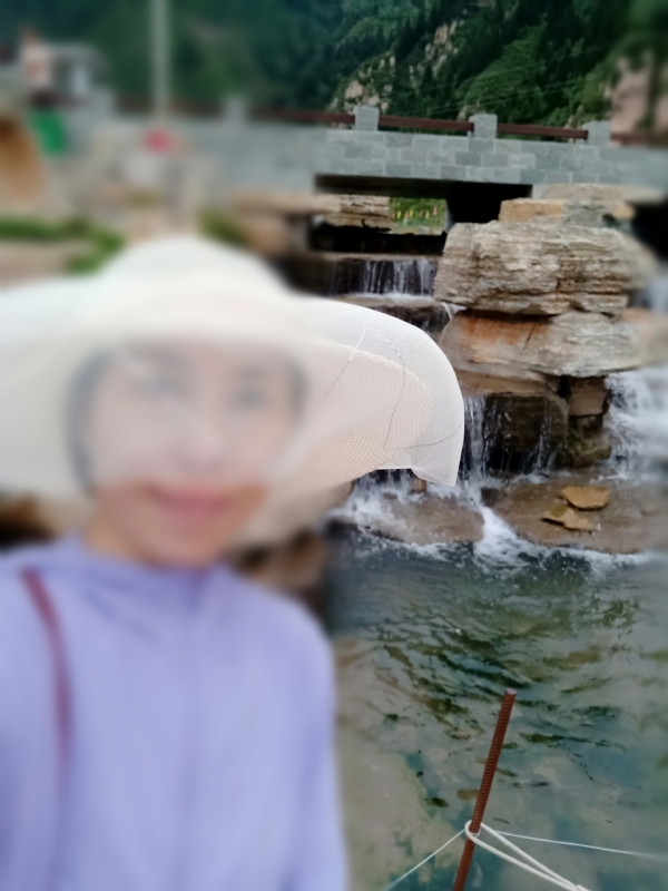 沥秋的第一张照片--连云港相亲服务中心