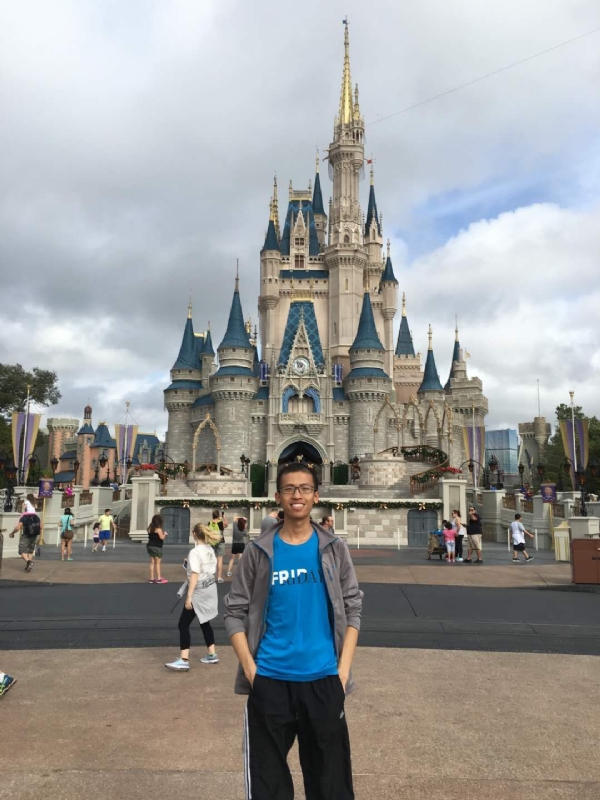 太阳花的第一张照片--连云港相亲服务中心