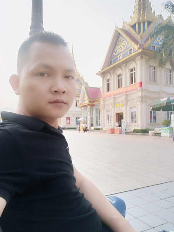 漂泊者的第一张照片--连云港相亲服务中心