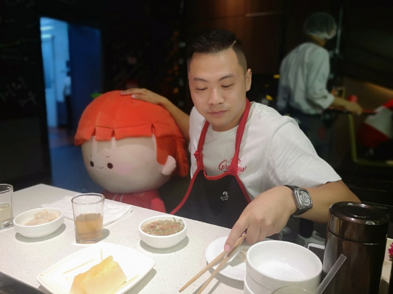 逆行的第一张照片--连云港相亲服务中心