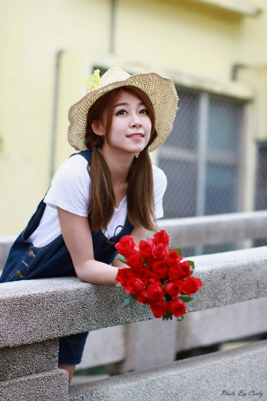 阳光朵朵的第一张照片--连云港相亲服务中心