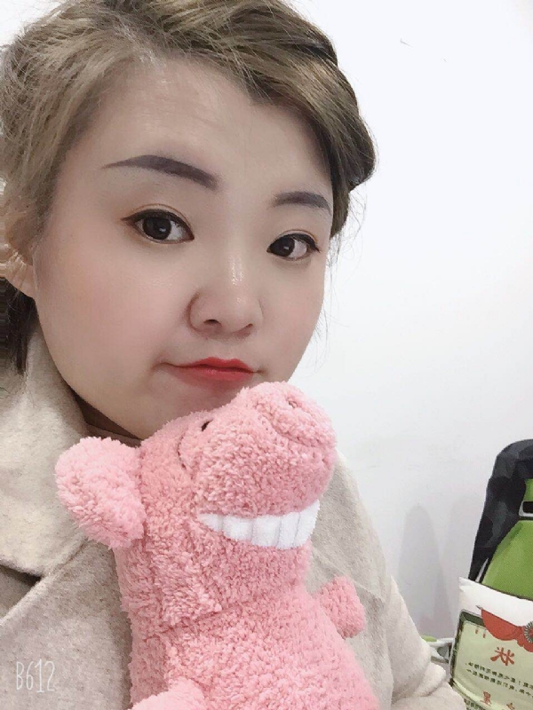 李娜的第一张照片--连云港相亲服务中心