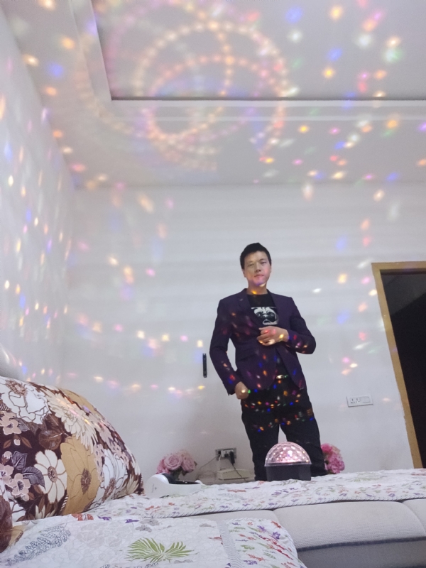 慕凡的第一张照片--连云港相亲服务中心