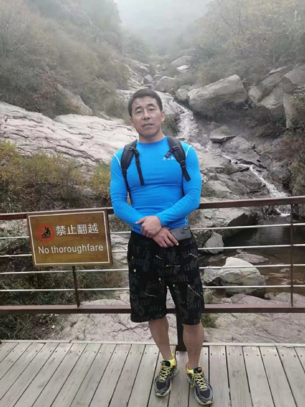 四季阳光的第一张照片--连云港相亲服务中心