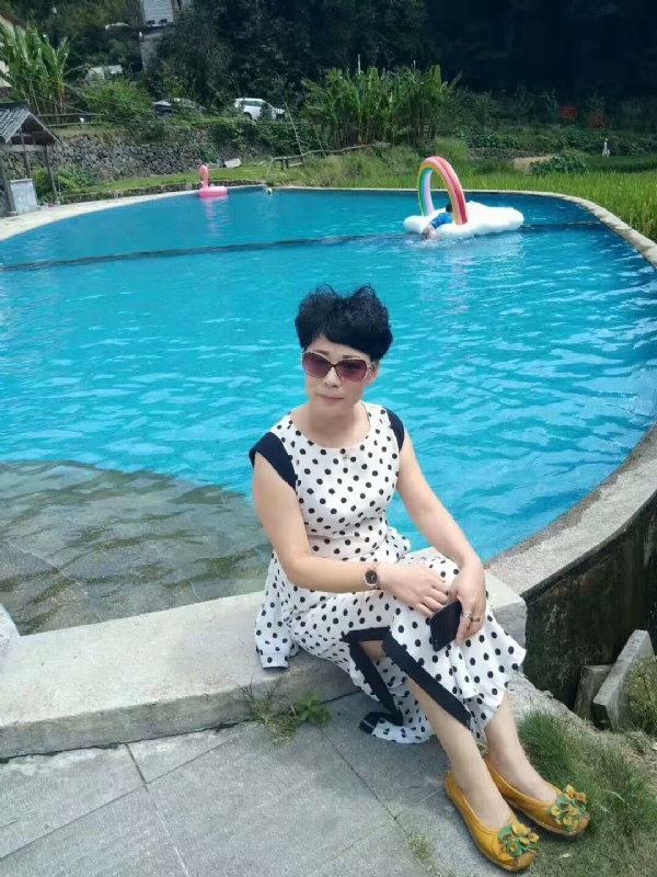 守望幸福的第一张照片--连云港相亲服务中心