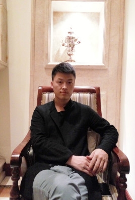 制片人杨亚林的第二张照片--连云港相亲服务中心