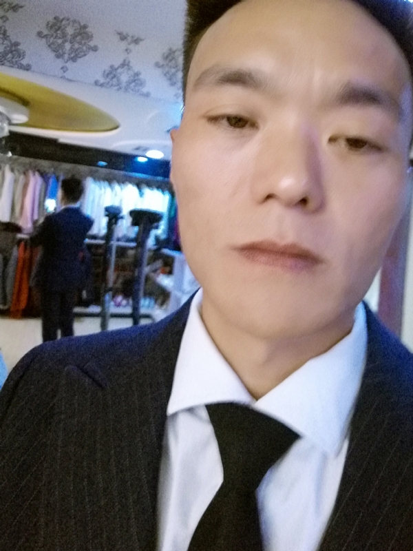 醉酒的蝴蝶的第二张照片--连云港相亲服务中心