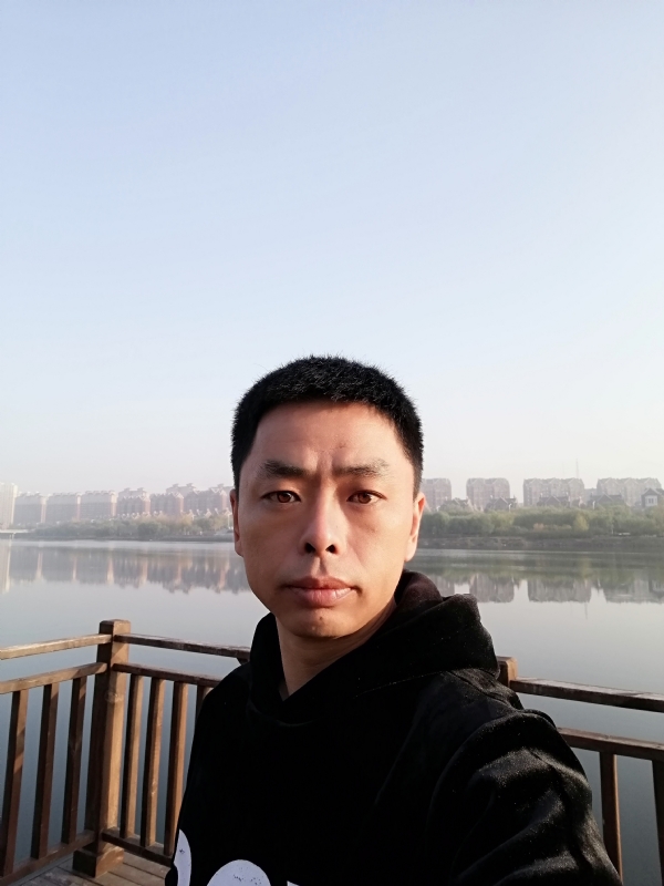 蓝颜的第一张照片--连云港相亲服务中心