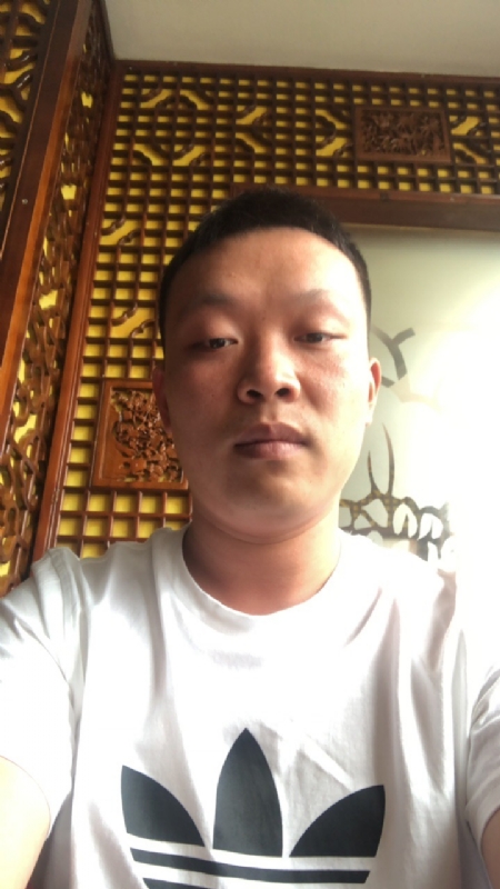 唐子龙的第一张照片--连云港相亲服务中心