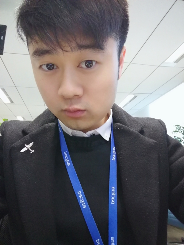 择一爱与被爱的第一张照片--连云港相亲服务中心