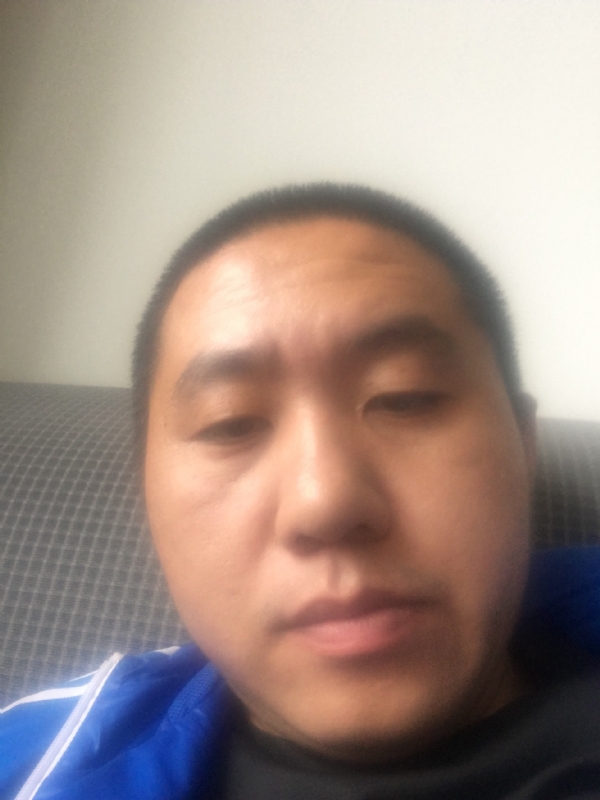 人间不值得的第三张照片--连云港相亲服务中心