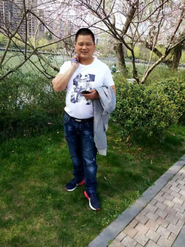 纯爷们的第一张照片--连云港相亲服务中心