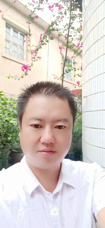 陈欢翔的第一张照片--连云港相亲服务中心