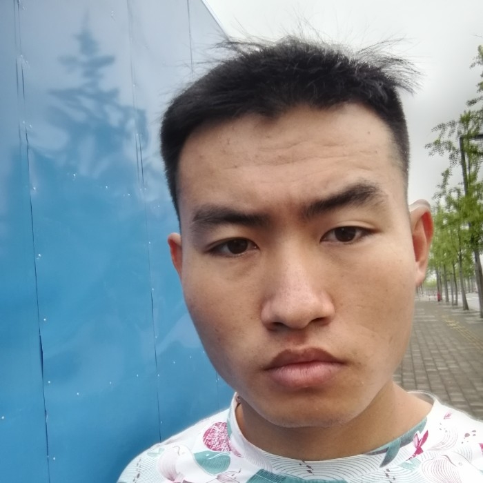 爱一个哦的第一张照片--连云港相亲服务中心