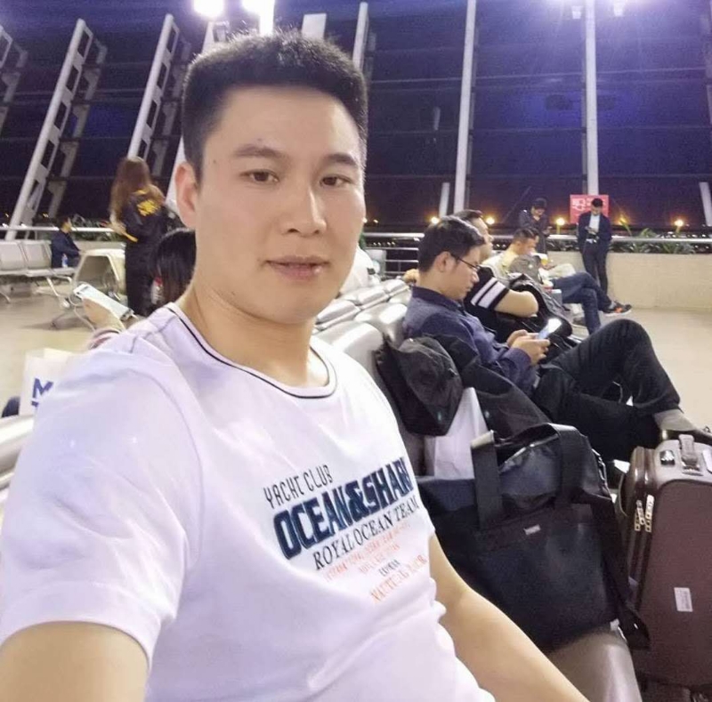 阳光灿烂的第一张照片--连云港相亲服务中心