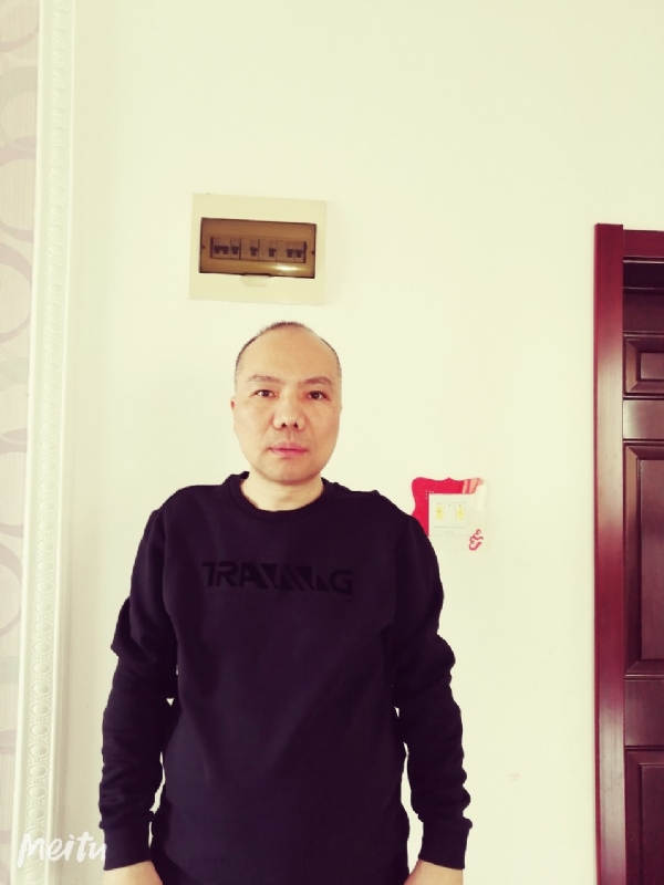 酒香四溢的第三张照片--连云港相亲服务中心