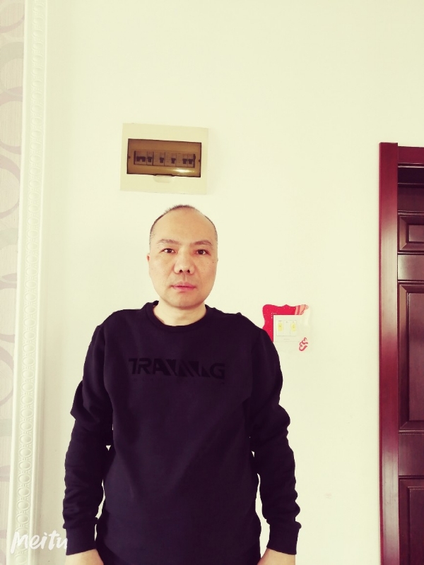 酒香四溢的第四张照片--连云港相亲服务中心