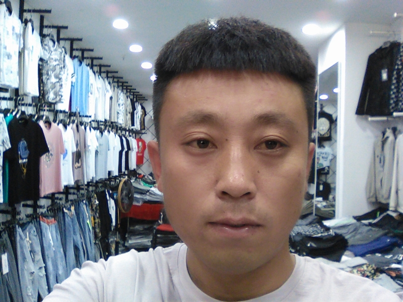 冰冷的心的第二张照片--连云港相亲服务中心