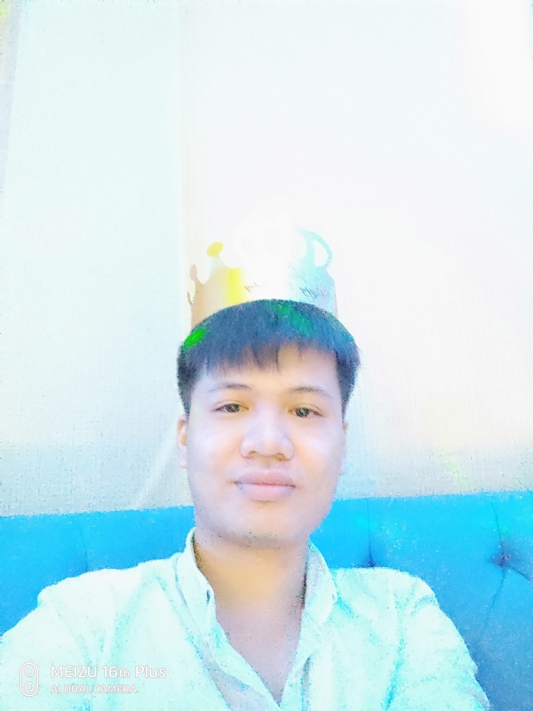 寻找另一半的第一张照片--连云港相亲服务中心