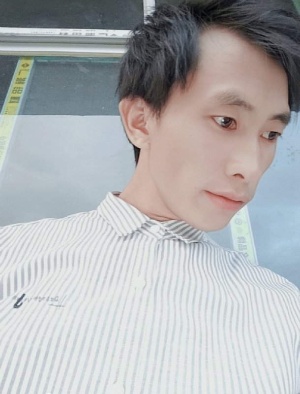 寻找下一个路口的第一张照片--连云港相亲服务中心