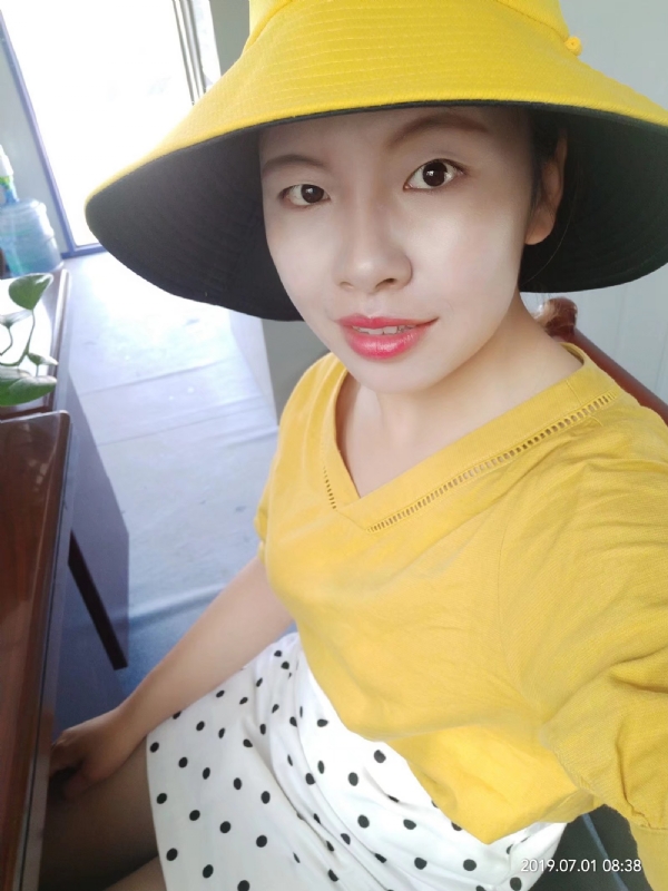 依若萱的第一张照片--连云港相亲服务中心