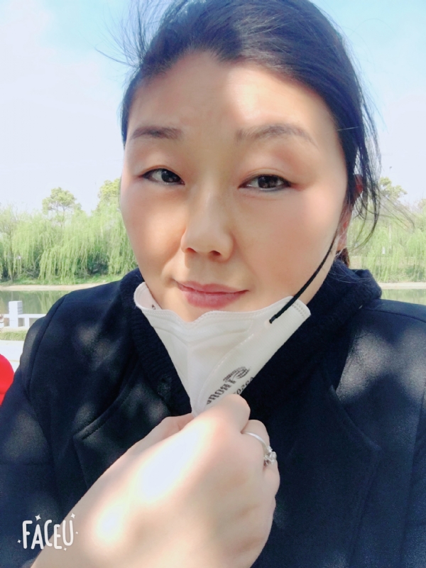 花开半夏的第一张照片--连云港相亲服务中心