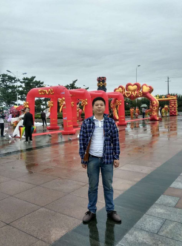 在奋斗的第三张照片--连云港相亲服务中心