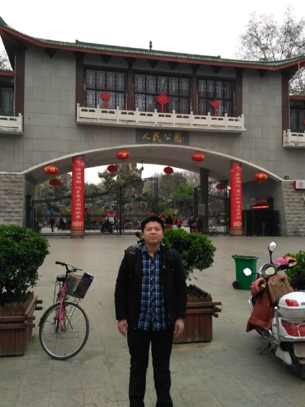 在奋斗的第四张照片--连云港相亲服务中心