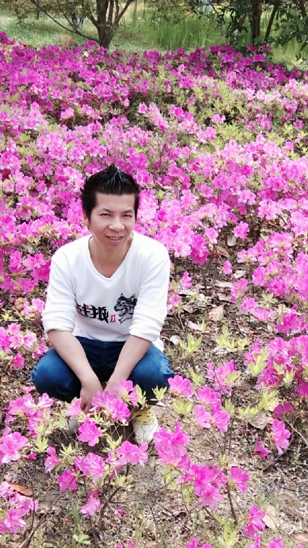 云淡风轻的第一张照片--连云港相亲服务中心