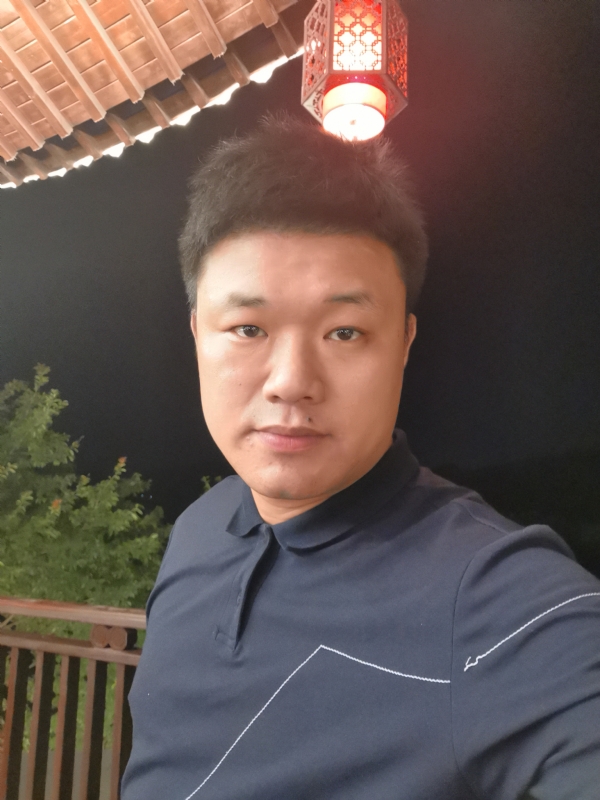 耿直boy的第一张照片--连云港相亲服务中心