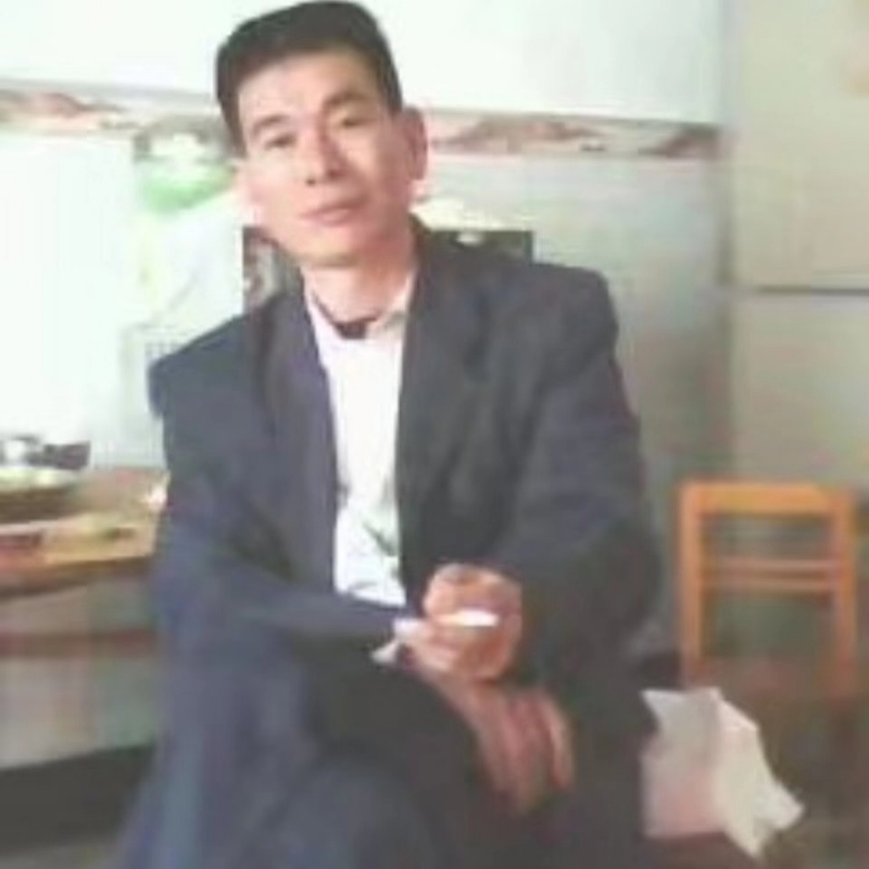 阳光照耀的第一张照片--连云港相亲服务中心