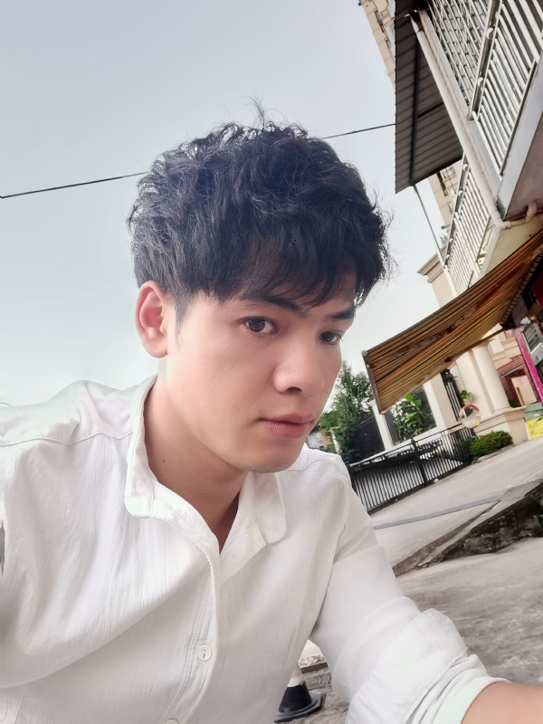 幕后老板的第一张照片--连云港相亲服务中心