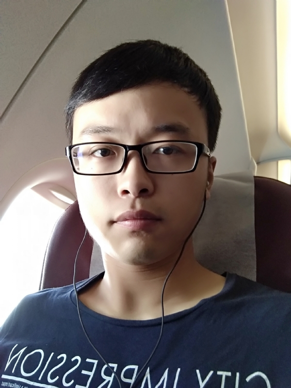 在水一方的第二张照片--连云港相亲服务中心