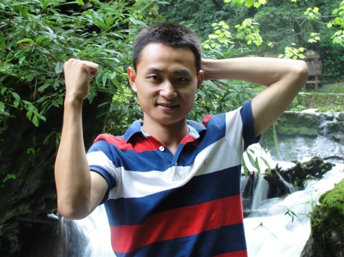 阿汤的第一张照片--连云港相亲服务中心