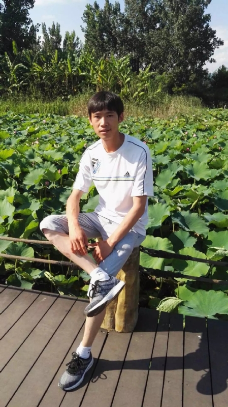 洛佐山娃的第一张照片--连云港相亲服务中心