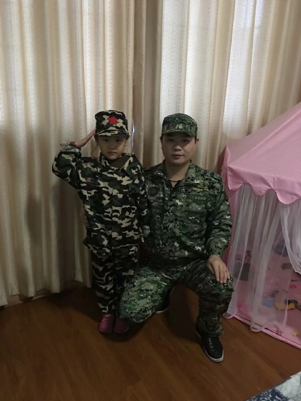 俗人的第一张照片--连云港相亲服务中心