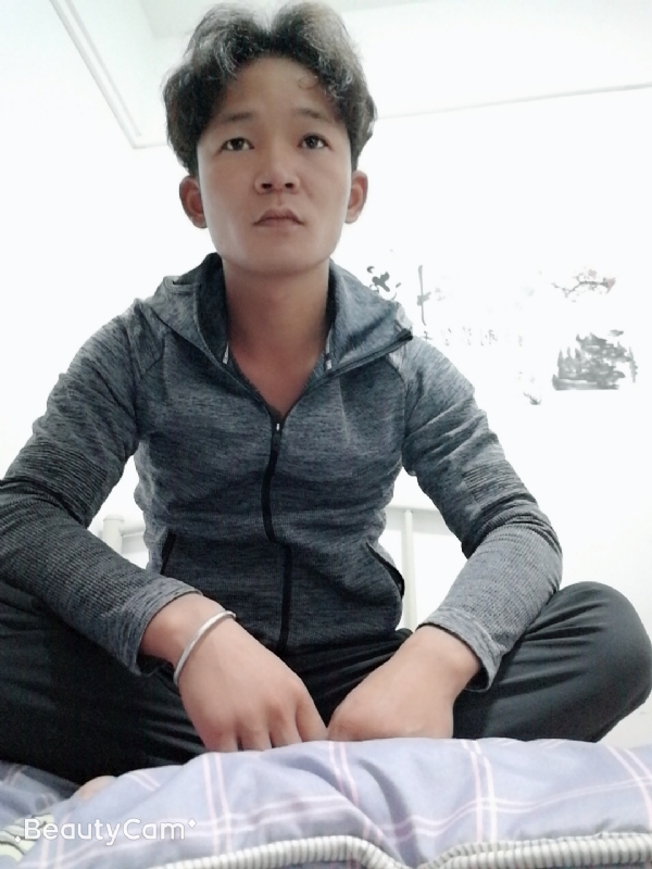 东浩学长的第一张照片--连云港相亲服务中心