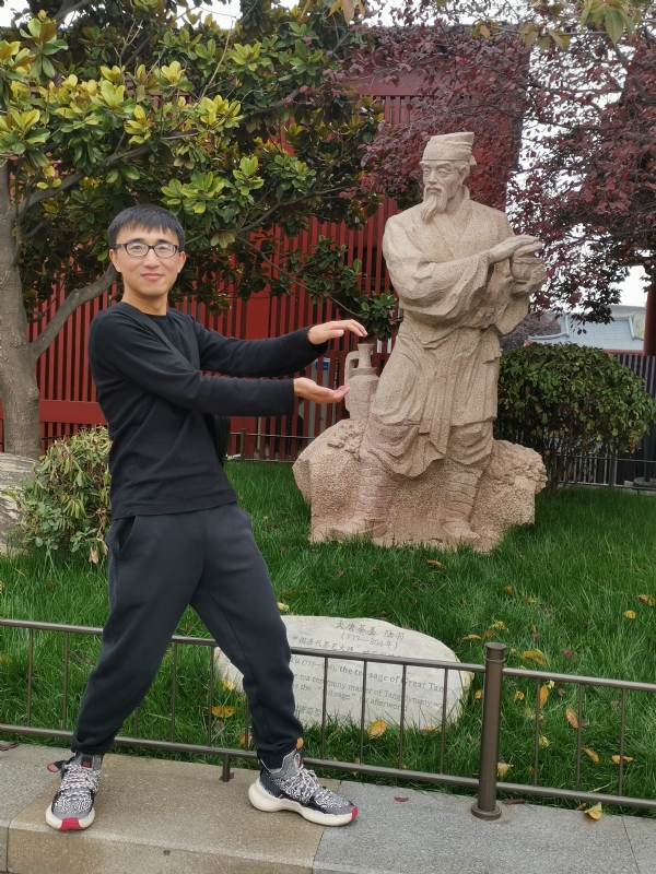 蜗牛壳的第一张照片--连云港相亲服务中心