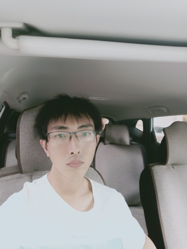 阳光大男孩的第一张照片--连云港相亲服务中心