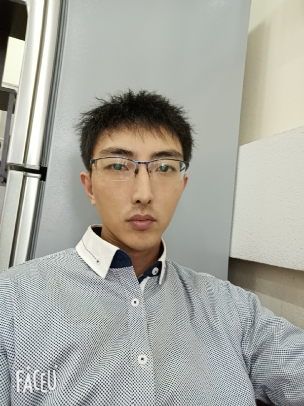 阳光大男孩的第二张照片--连云港相亲服务中心