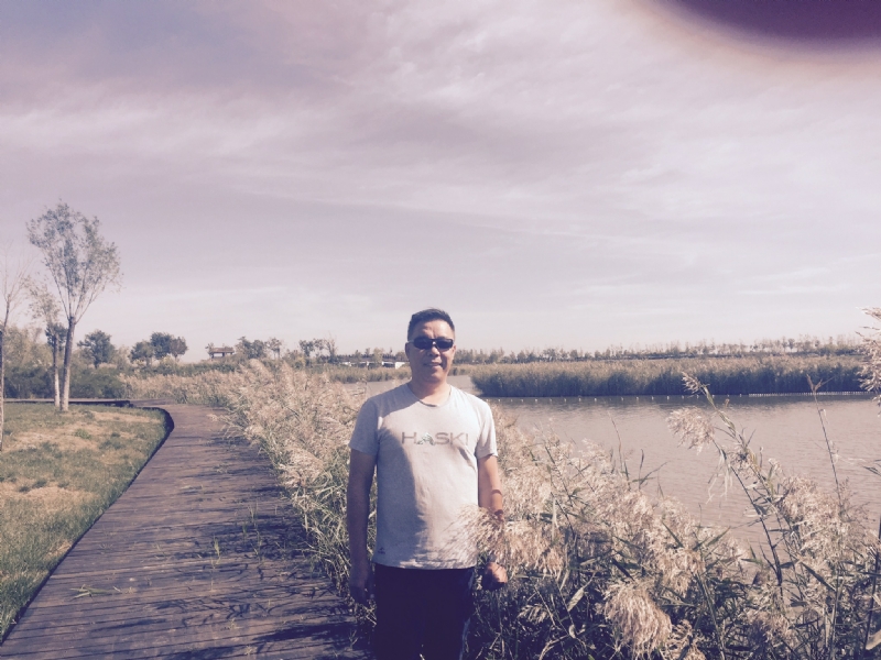 卓哥的第一张照片--连云港相亲服务中心