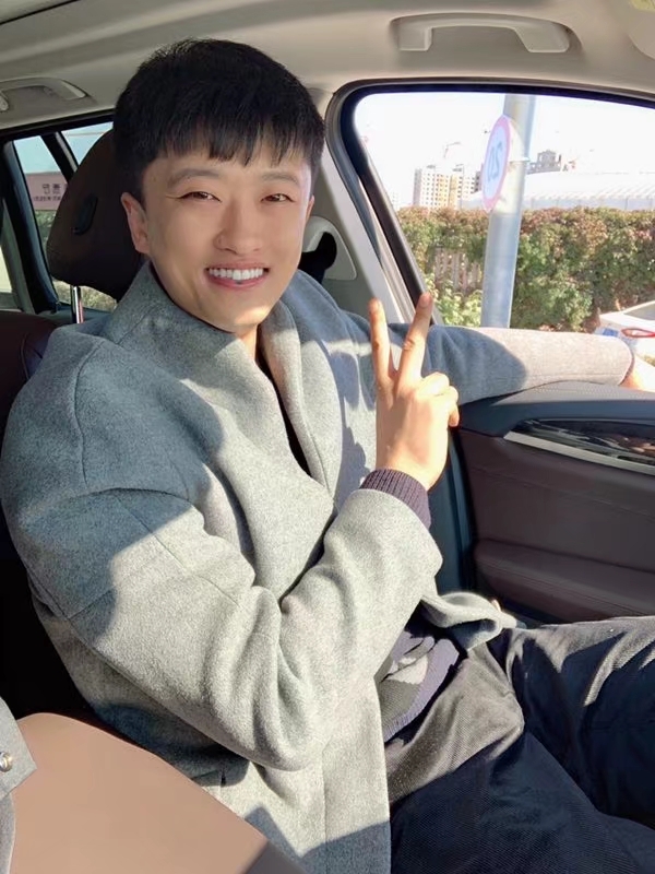 炫甫的第一张照片--连云港相亲服务中心