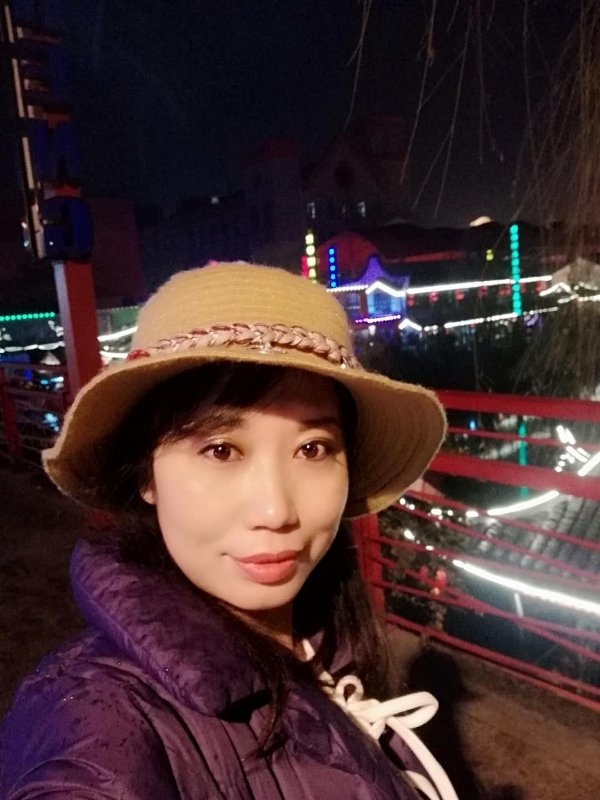 阳光明媚的第一张照片--连云港相亲服务中心