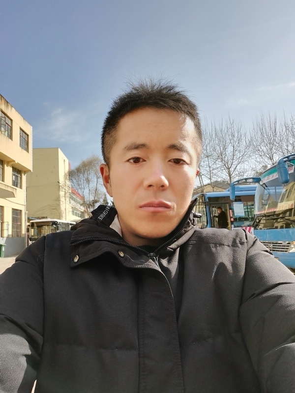 孤独的云的第二张照片--连云港相亲服务中心