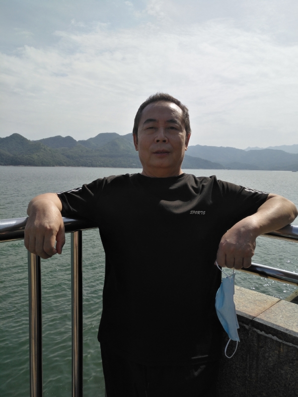 重振雄风的第四张照片--连云港相亲服务中心