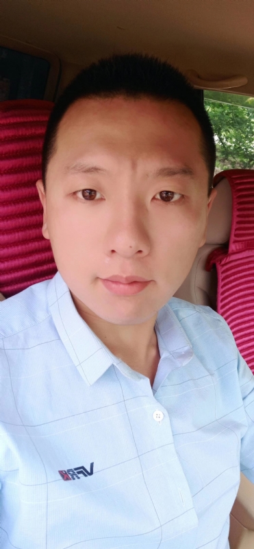 霄上的第二张照片--连云港相亲服务中心