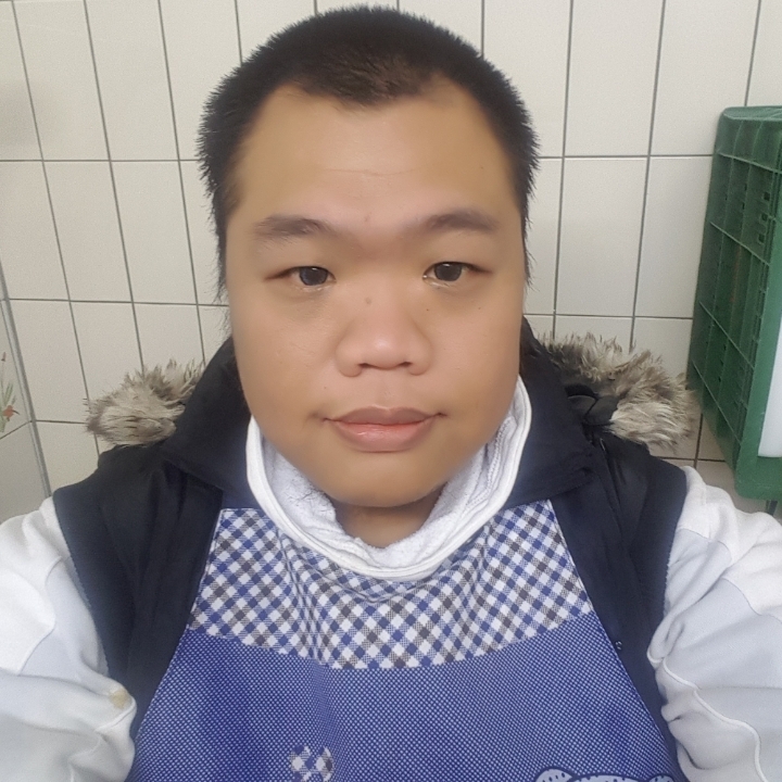 黑熊的第一张照片--连云港相亲服务中心