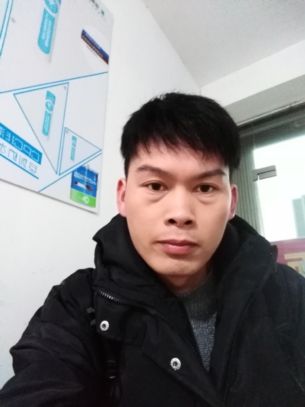 微笑的第一张照片--连云港相亲服务中心