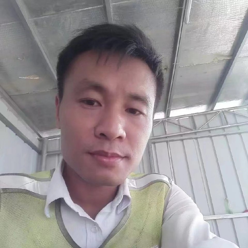 小马哥的第一张照片--连云港相亲服务中心