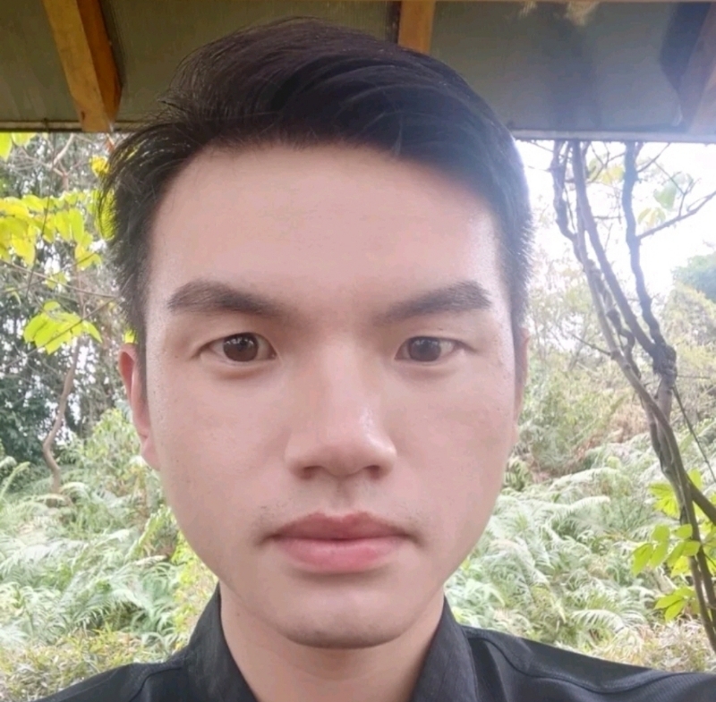 彬彬有礼的第一张照片--连云港相亲服务中心